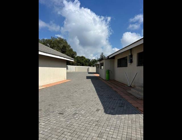 4 BEDROOM HOUSE FOR SALE IN VANDERBIJLPARK SW 5